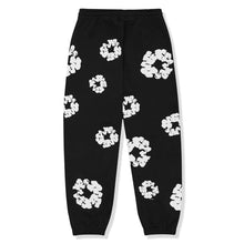 Laden Sie das Bild in den Galerie-Viewer, Denim Tears Cotton Wreath Sweatpants Schwarz